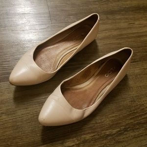 Aldo pointy flats size 9 US